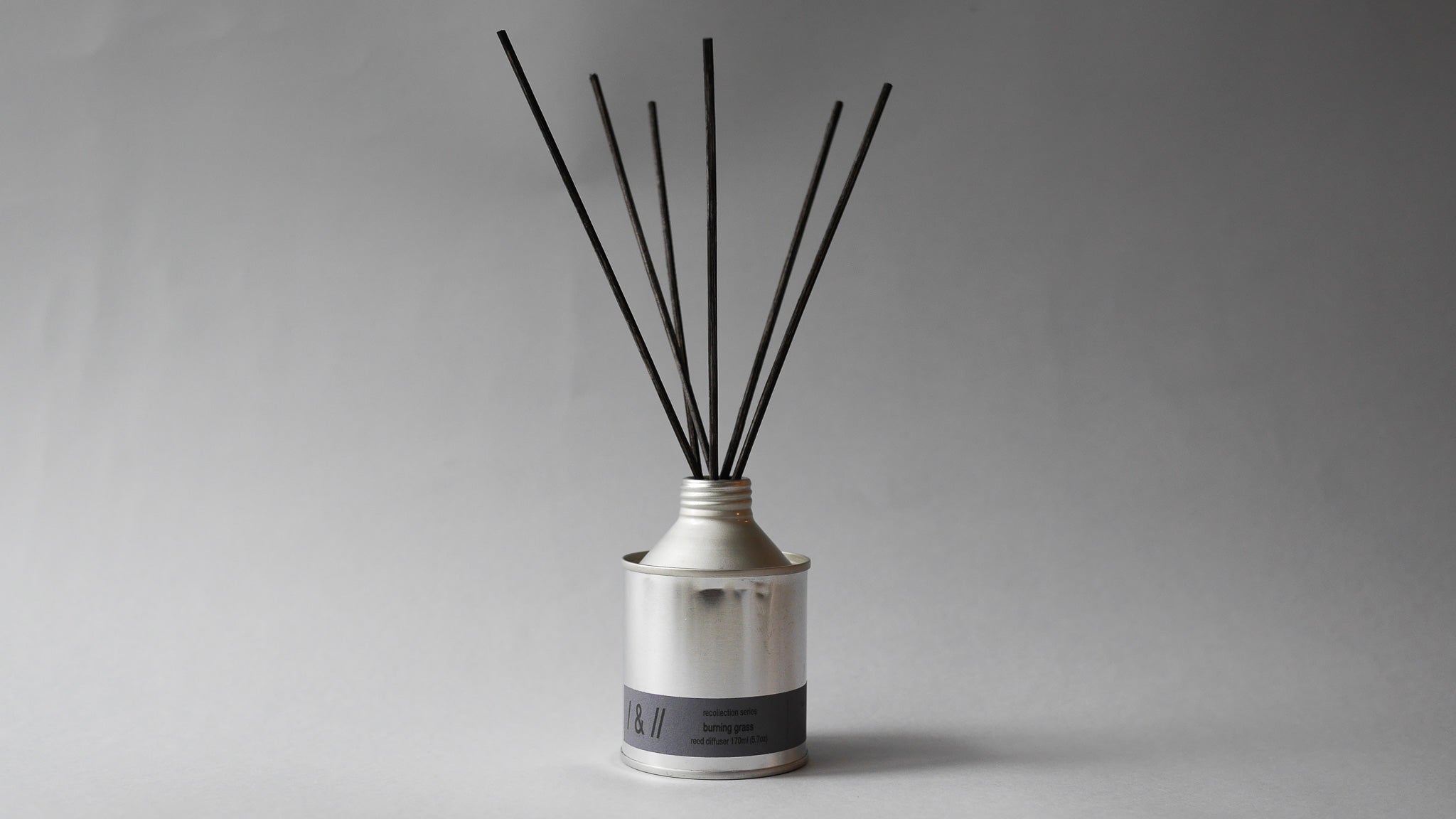burning grass / reed diffuser 170ml // recollection series