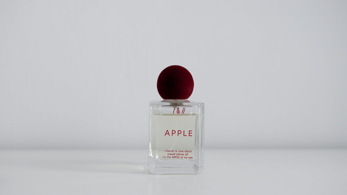 APPLE (蘋果) /  50mL 噴霧淡香精 // by Sharon O.W. Yeung