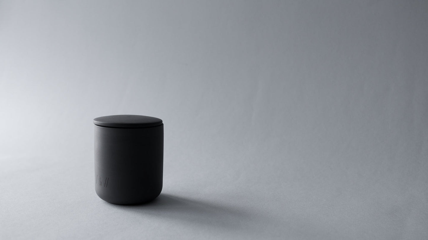 homme - a.m. / scented candle 190g // recollection series
