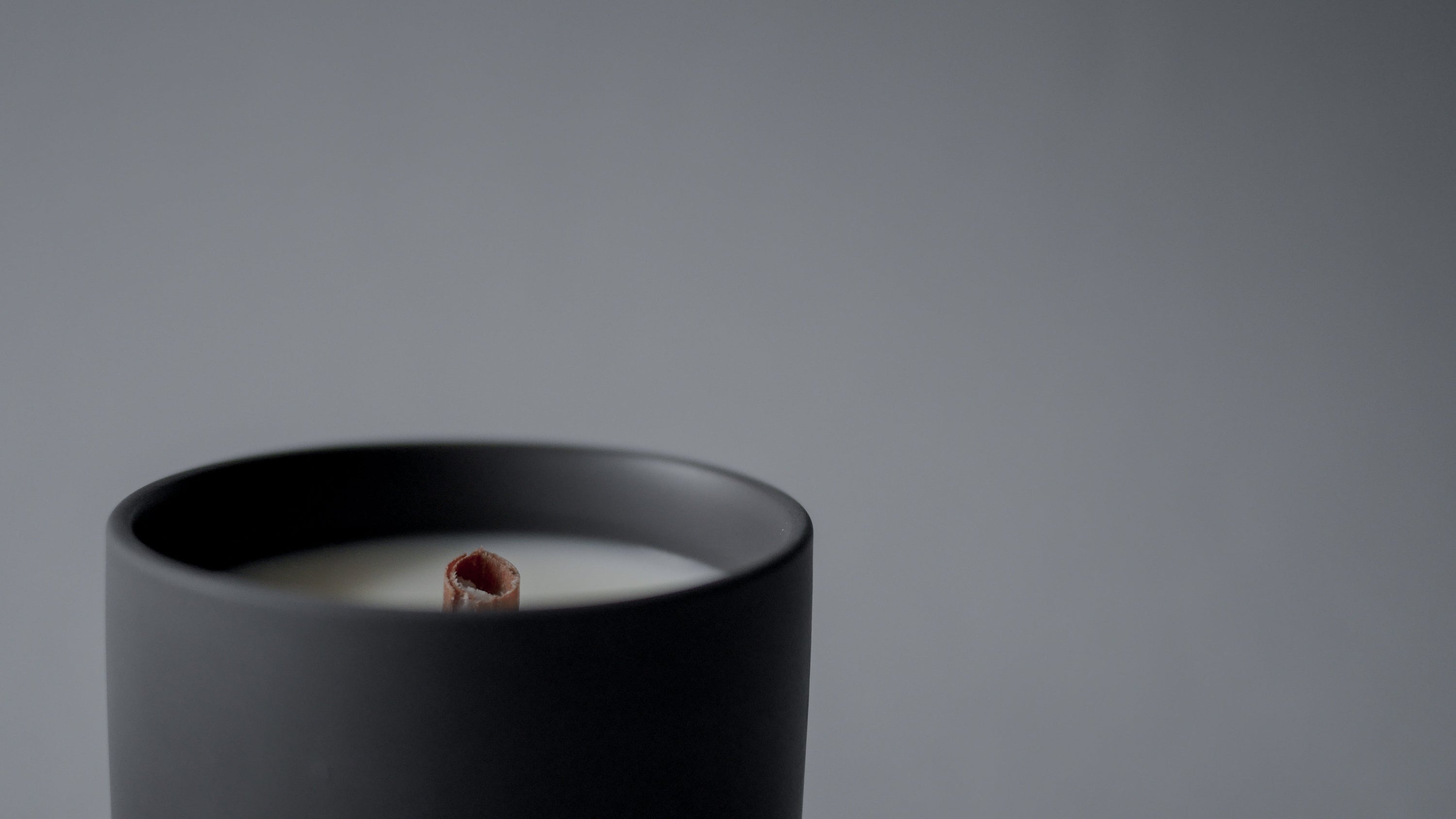 burning grass / scented candle 190g // recollection series