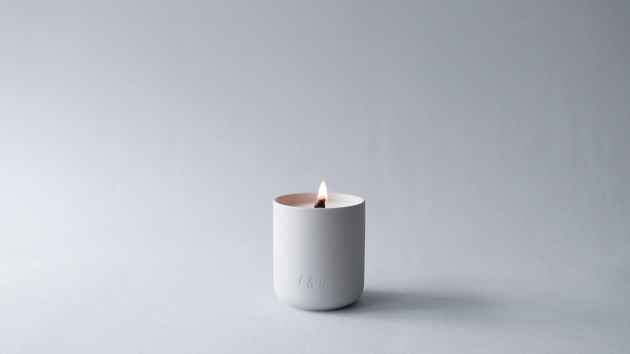white tea / scented candle 190g // this series